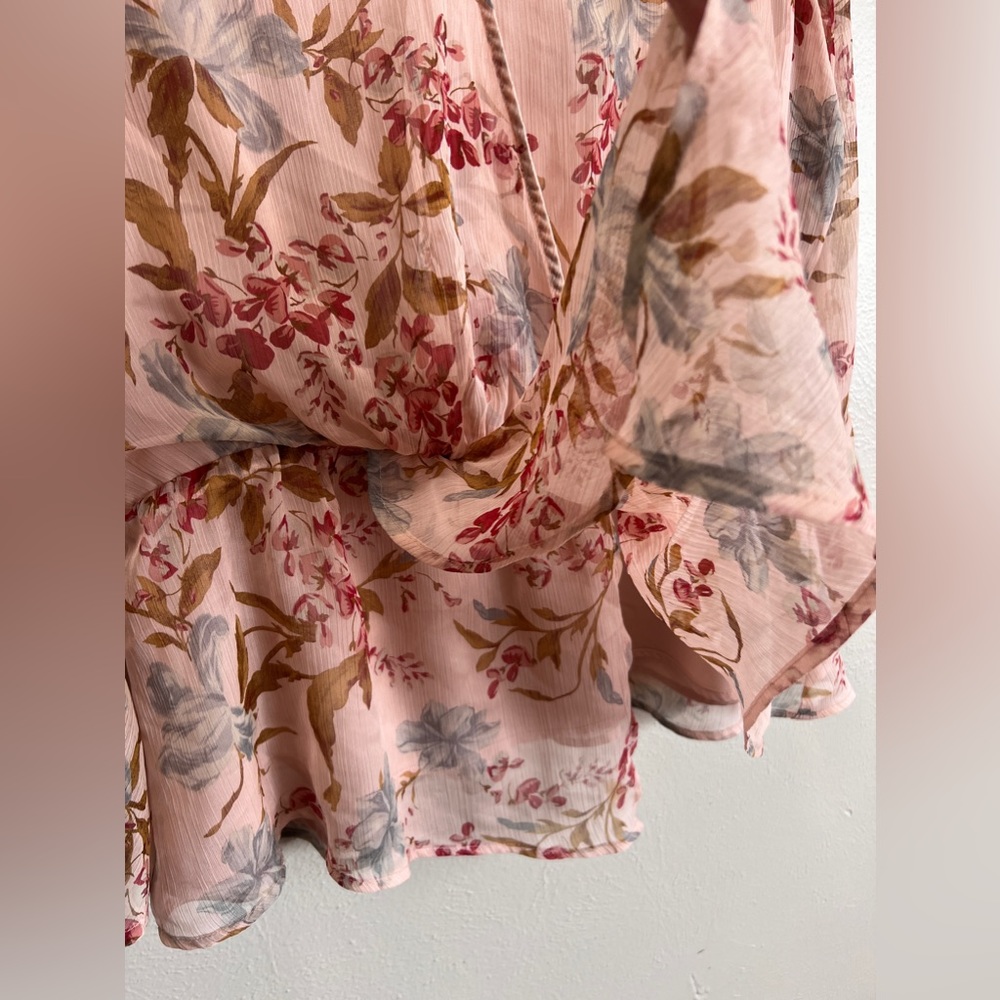 Vince Camuto Chiffon Peplum Blouse Top Peach Floral Print 3/4 Sleeves Bell - Picture 4 of 7